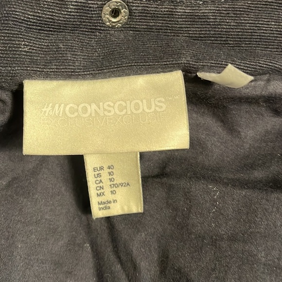 Beautiful fashionable high quality embroidered jacket with design puffy sleeves - Picture 14 of 15